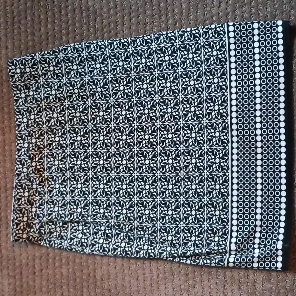 Max Studio Skirt - S